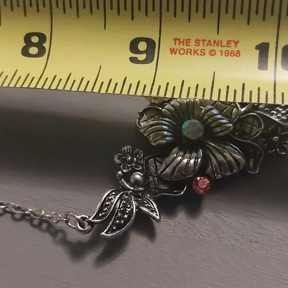 Betsey Johnson Silvertone Floral Multi Color Rhinestone Necklace 18" - Picture 14 of 17